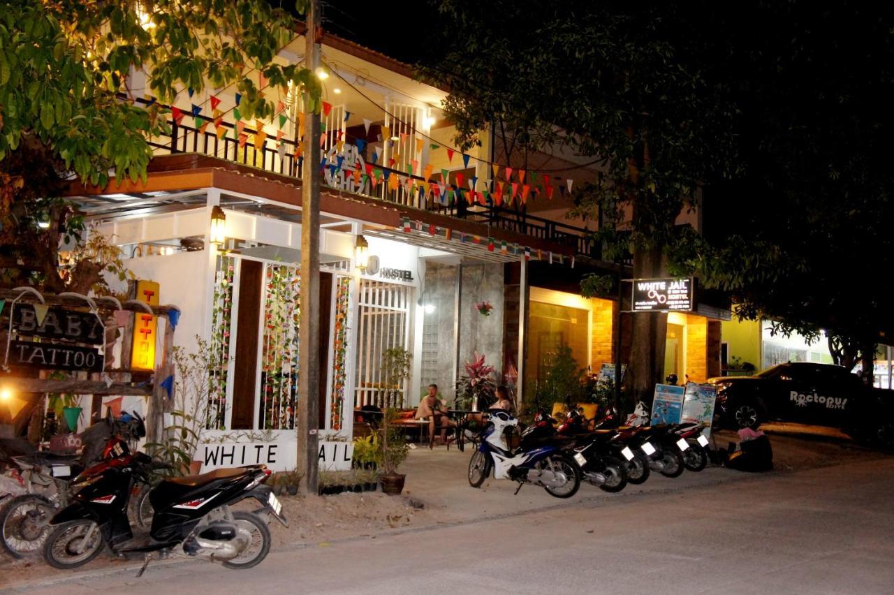 White Jail At Koh Tao Hostel Exterior photo